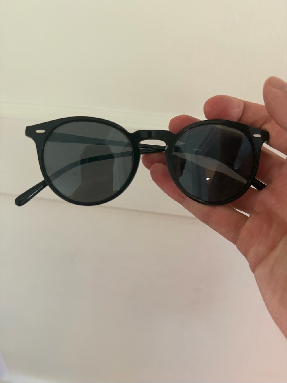 Oliver Peoples Round Men's Sunglasses - Black